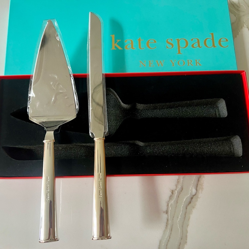 NWB - Kate Spade “Mr & Mrs” Darling Point 2 Piece Dessert Serving Set